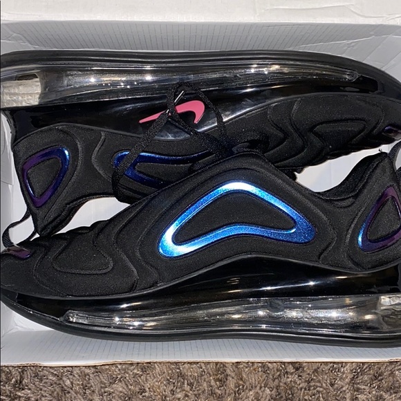 Nike Other - Rare black off set colors cameloen air max 720 11